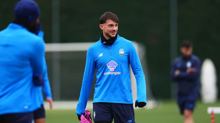 samardzic lazar-UCL KO Play-offs Training-0304