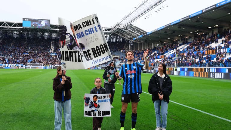 Celebrazione Marten De Roon-Serie A Enilive 25-26 Atalanta-Verona2426