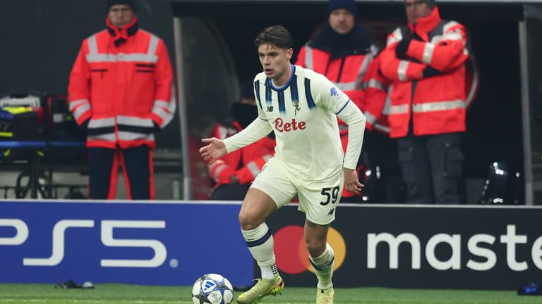 zalewski nicola-UCL League Phase MD5 Eintracht Frankfurt vs Atalanta-0093