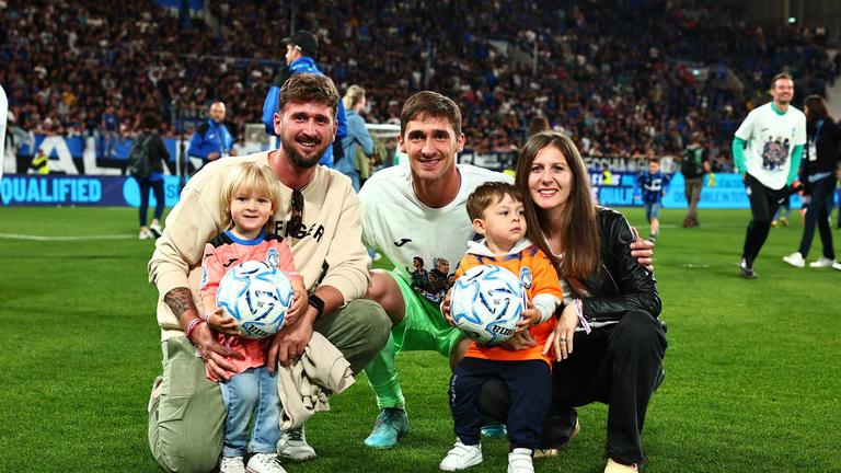 festa_fine_gara-Serie A Enilive 2024-25 giornata 38 Atalanta-Parma_0047