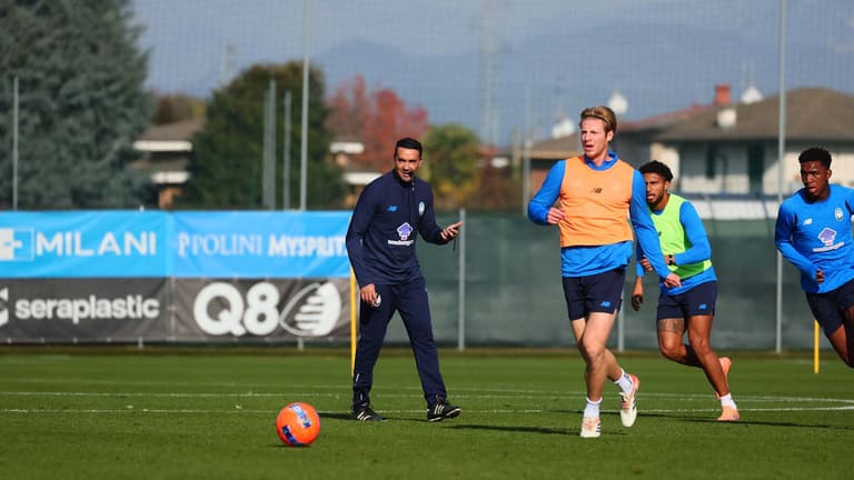 Raffaele Palladino Head Coach-Atalanta training session--1395