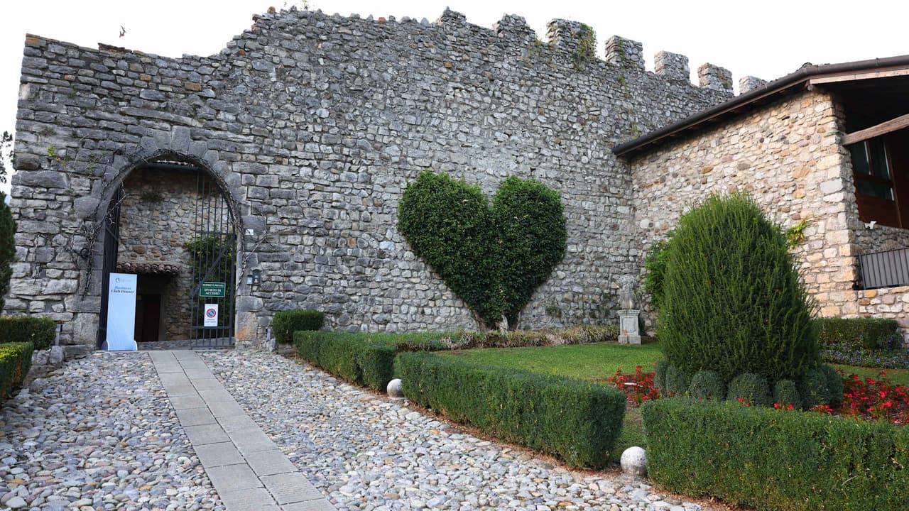 Business Club Dinner: Inside the Evening at Castello di Monasterolo