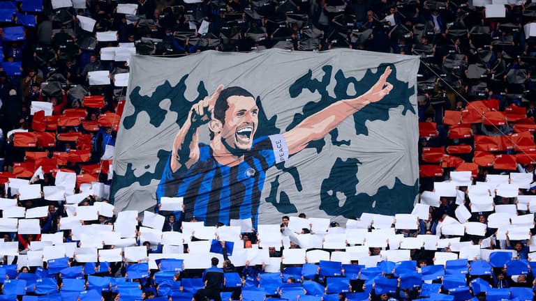 Coreografia de roon marten-Serie A Enilive 25-26 Atalanta-Verona2375