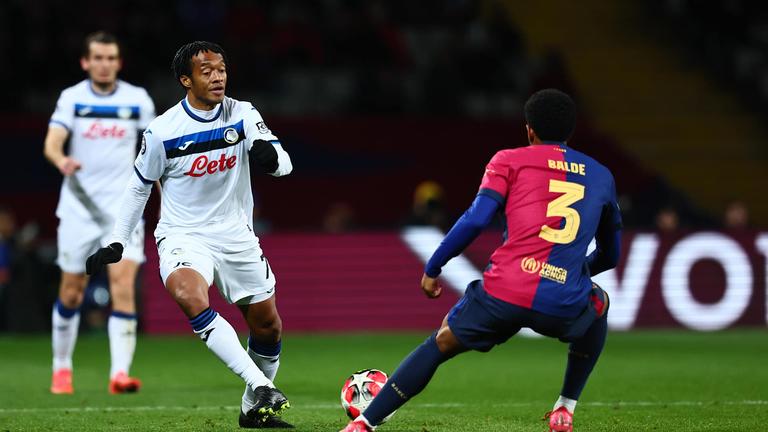 cuadrado-during training session ahead of the UCL match between FC Barcelona - Atalanta_0135