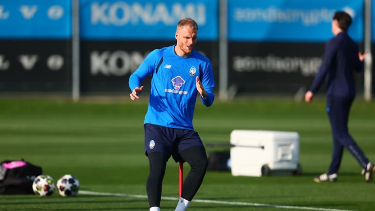 TRAINING-UCL R16  Training-0424