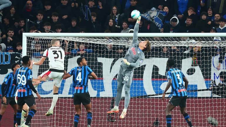 Serie A Enilive 25-26 Atalanta-Milan-carnesecchi marco--0277