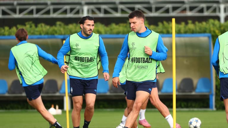 djimsiti beratn-UCL League Phase MD3 Training1701