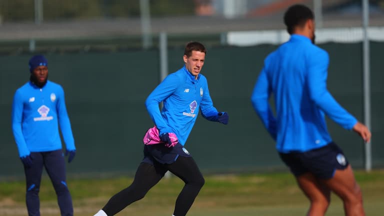 UCL League Phase MD8 Training0439