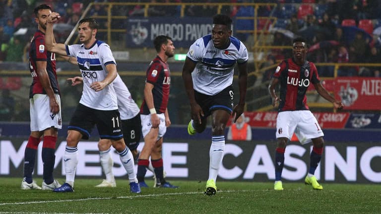 Bologna-Atalanta, esultanza Zapata