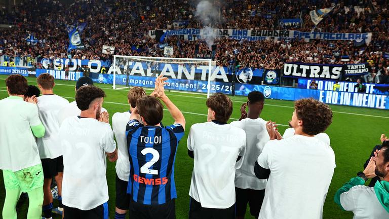 festa_fine_gara-Serie A Enilive 2024-25 giornata 38 Atalanta-Parma_0130