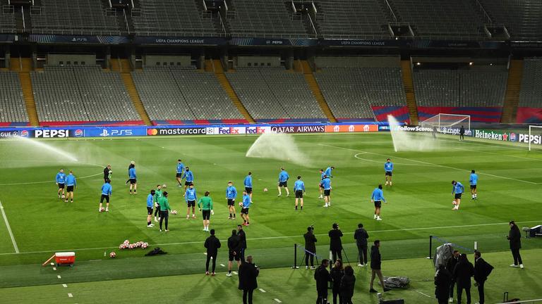 gruppo-during training session ahead of the UCL match between FC Barcelona - Atalanta_0096