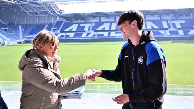 Consegna riconoscimenti alle scuole | La Scuola allo Stadio 2024/25 | Appuntamento numero 5 | Gewiss Stadium 21-02-2025