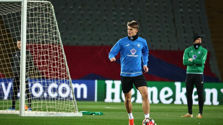 de ketelaere-during training session ahead of the UCL match between FC Barcelona - Atalanta_0115