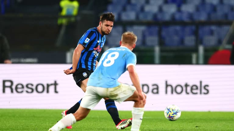 djimsiti berat-Serie A Enilive 25-26 Lazio - Atalanta-0005
