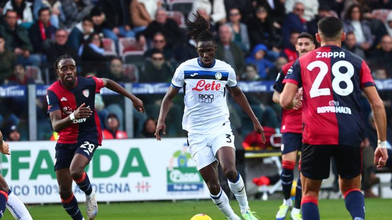 kossounou-Serie A Enilive 2024-25 giornata 15 Cagliari-Atalanta_0023