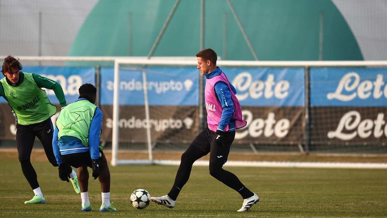 pasalic-during MD-1 UCL training Atalanta vs Real Madrid_0039