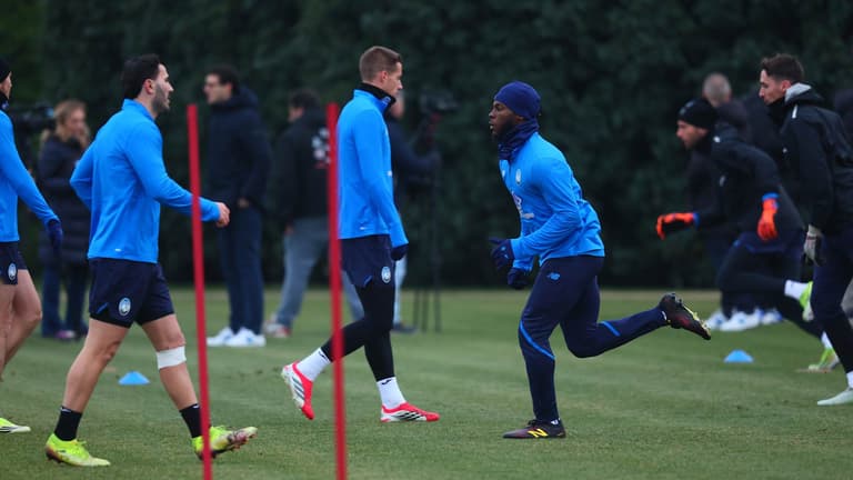 training-UCL League Phase MD7 Training-0243