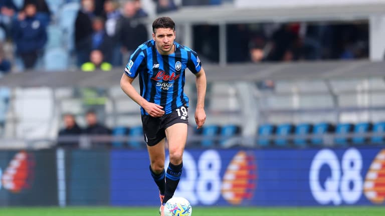 djimsiti berat-Serie A Enilive 25-26 Atalanta-Verona2356