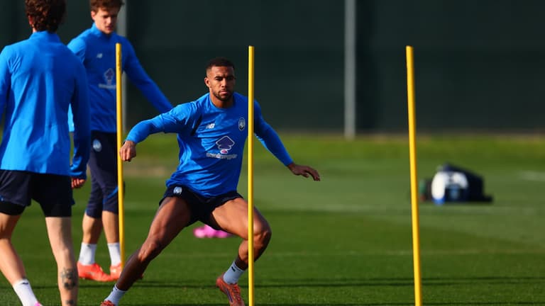 TRAINING-UCL R16  Training-0426