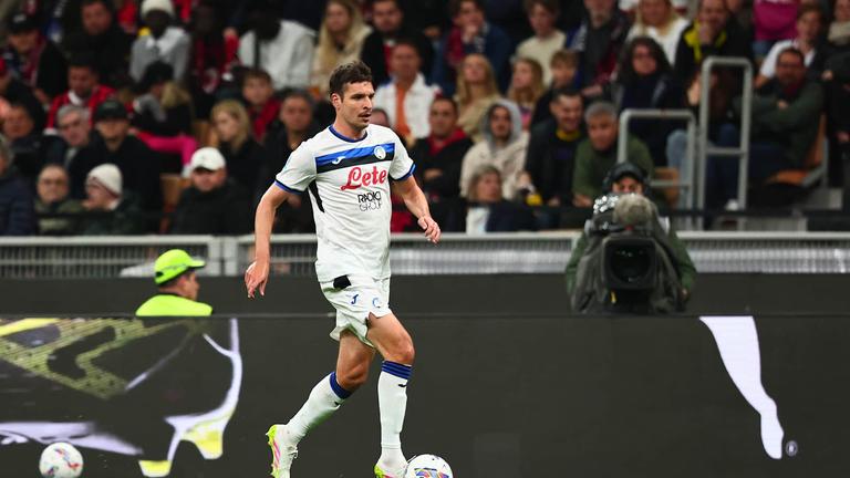 djimsiti-Serie A Enilive 2024-25 giornata 33 Milan-Atalanta_0011