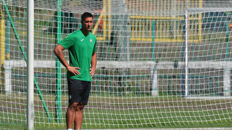 Musso Juan training supercup final
