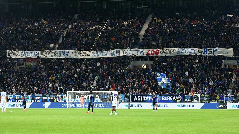 striscione gasperini-Serie A Enilive 2024-25 giornata 9 Atalanta-Verona_0053