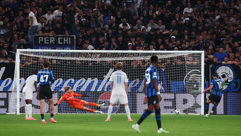 UCL League Phase MD2 Atalanta - Club Brugge rigore samardzic lazar0041