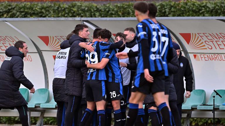 Alessio Filippo goal 2-1 esultanza - Atalanta U23 vs Lecco 14-12-2024 088