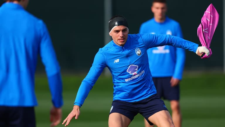 TRAINING-UCL R16  Training-0397