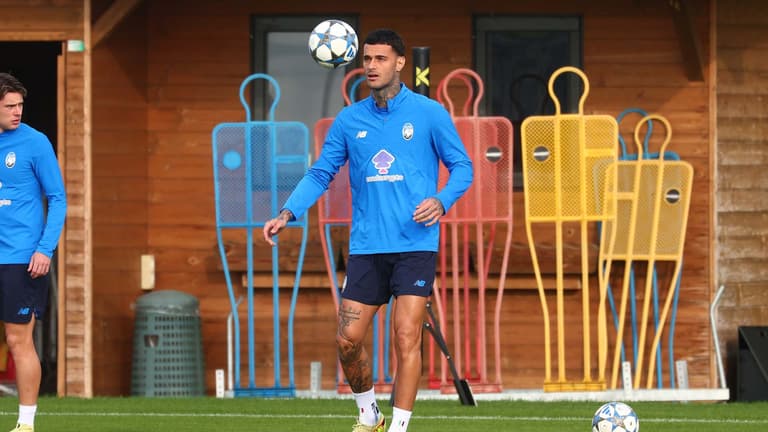 scamacca gianluca-UCL League Phase MD3 Training1647