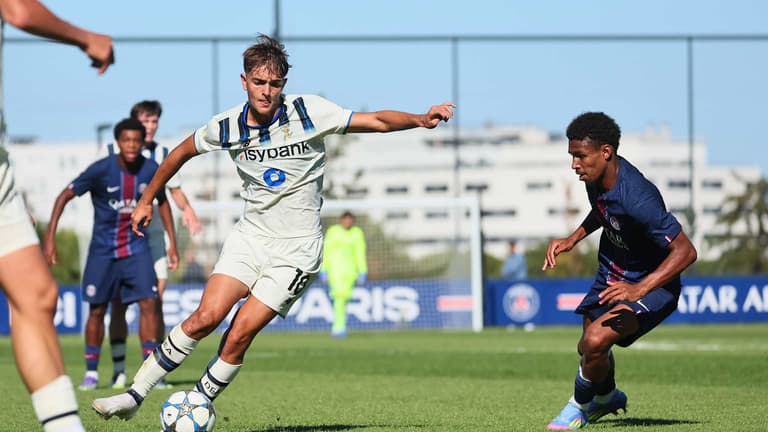 Artesani Nicolò - UEFA Youth League  Paris Saint-Germain - Atalanta _0280