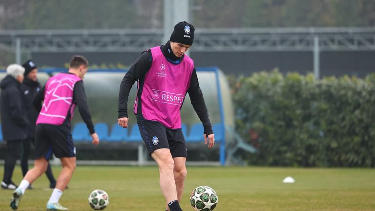 de roon-during training session ahead of the match Club Brugges - Atalanta UCL knockout phase play-offs 1st leg_0037