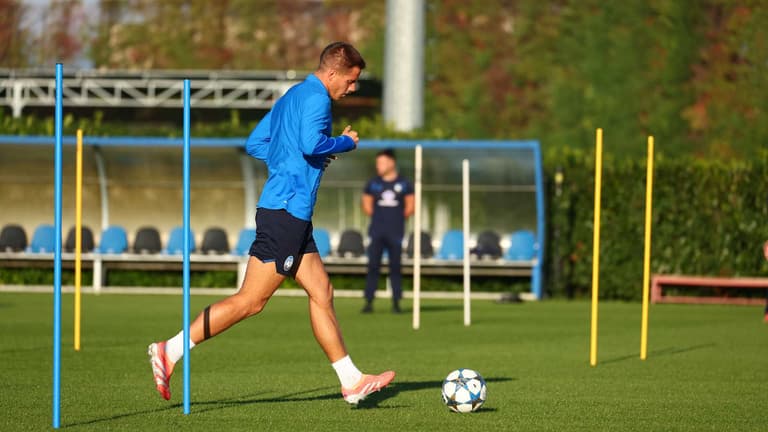 pasalic mario-UCL League Phase MD2 Training0303