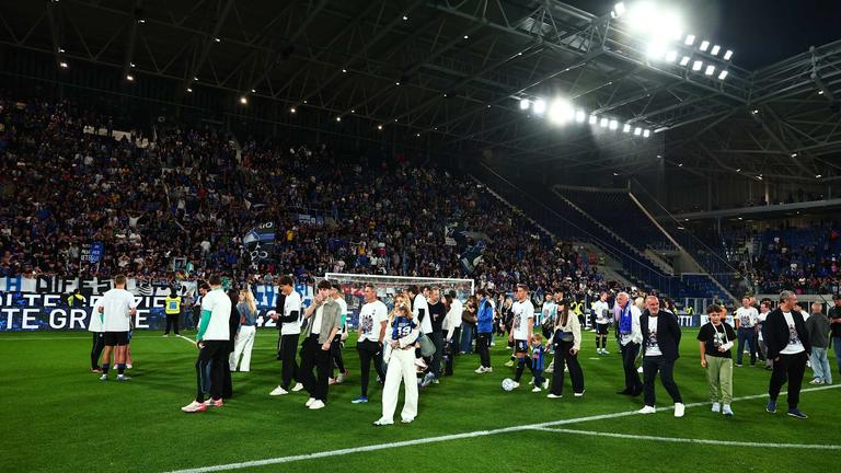 festa_fine_gara-Serie A Enilive 2024-25 giornata 38 Atalanta-Parma_0089