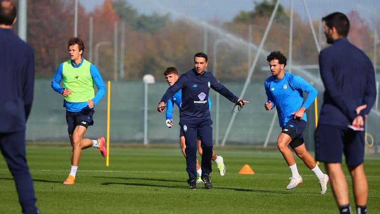 Raffaele Palladino Head Coach-Atalanta training session--1378