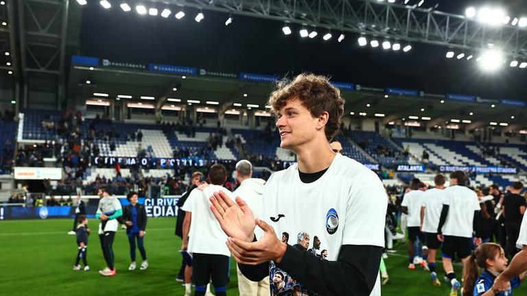 festa_fine_gara-Serie A Enilive 2024-25 giornata 38 Atalanta-Parma_0169