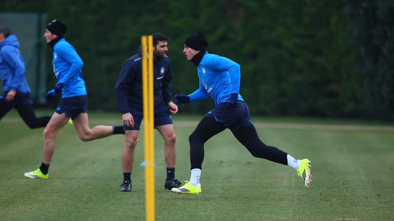 training-UCL League Phase MD7 Training-0248