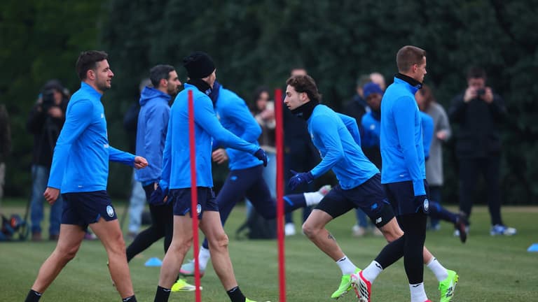 training-UCL League Phase MD7 Training-0241