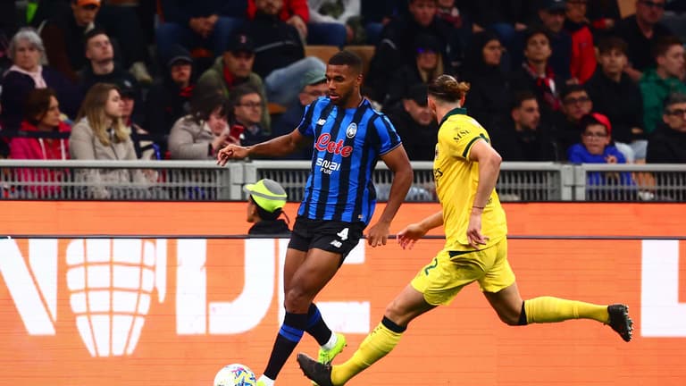 hien isak-Serie A Enilive 25-26 Milan - Atalanta-0002