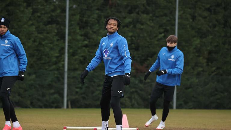 cuadrado-during MD-1 UCL training Atalanta vs Sturm Graz_0019