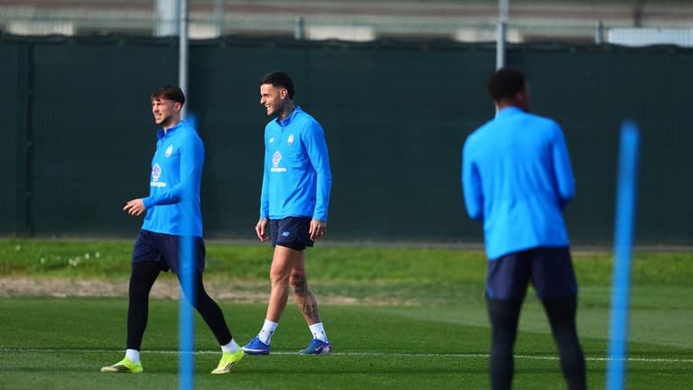 TRAINING-UCL R16  Training-0379