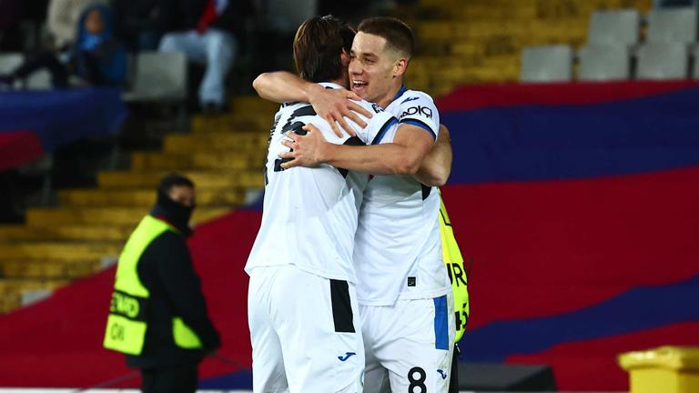 dopogol pasalic-during training session ahead of the UCL match between FC Barcelona - Atalanta_0141