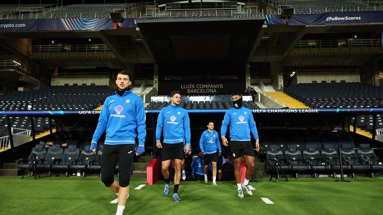 samardzic-during training session ahead of the UCL match between FC Barcelona - Atalanta_0084