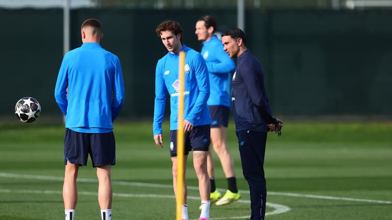 TRAINING-UCL R16  Training-0371