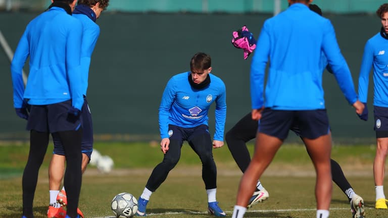 UCL League Phase MD8 Training0457