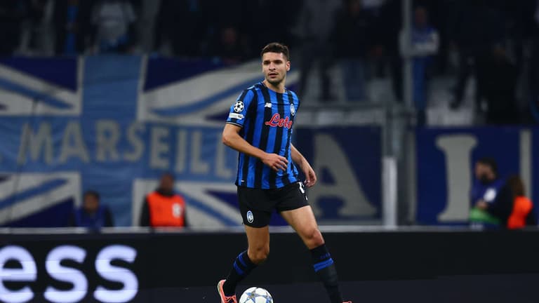 djimsiti berat-UCL League Phase MD4 OM vs Atalanta-0424