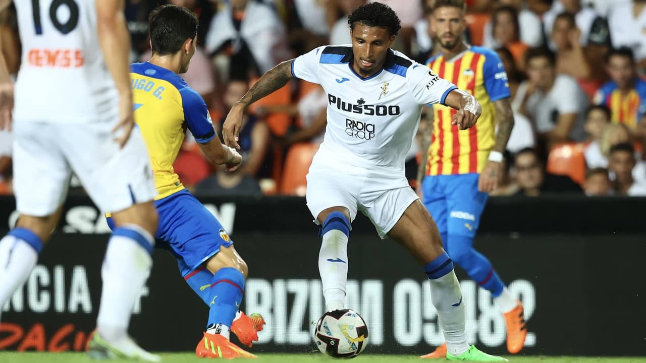 Valencia win the Naranja Trophy
