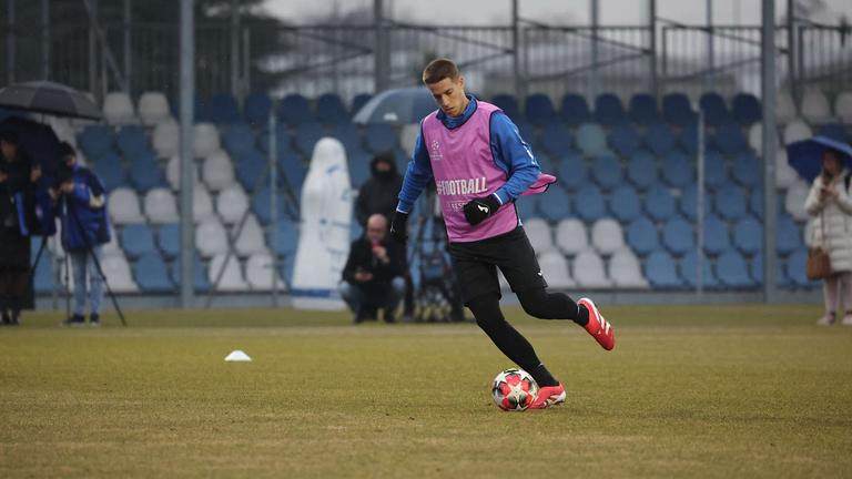 pasalic-during MD-1 UCL training Atalanta vs Sturm Graz_0046