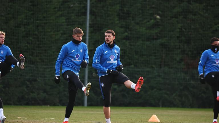 Samardzic e De Ketelaere -during MD-1 UCL training Atalanta vs Real Madrid_0012