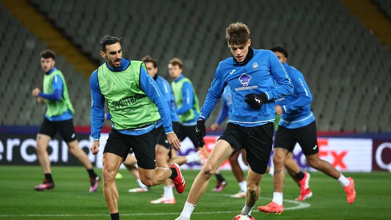 palestra zappacosta-during training session ahead of the UCL match between FC Barcelona - Atalanta_0134